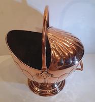 19th Century Polished Copper Helmet Coal Scuttle (2 of 4) 19th Century Polished Copper Helmet Coal Scuttle (2 of 4)