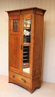 Small Proportioned Oak Arts & Crafts Wardrobe (5 of 9) Small Proportioned Oak Arts & Crafts Wardrobe (5 of 9)