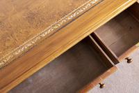 Ladies Kneehole Writing Desk in Mahogany (4 of 6) Ladies Kneehole Writing Desk in Mahogany (4 of 6)