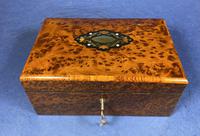 Victorian French Burr Cedar Jewellery Box with It’s Original Interior (7 of 13) Victorian French Burr Cedar Jewellery Box with It’s Original Interior (7 of 13)