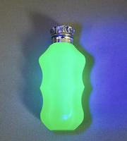 Stunning Silver Mounted Opaline Uranium Glass Scent Bottle by Robert Pringle - Birmingham 1912 (7 of 7) Stunning Silver Mounted Opaline Uranium Glass Scent Bottle by Robert Pringle - Birmingham 1912 (7 of 7)