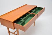 1960’s Vintage Satinwood Side Table by Beresford & Hicks (6 of 10) 1960’s Vintage Satinwood Side Table by Beresford & Hicks (6 of 10)