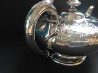 Superb Antique Victorian Silver Circular Teapot - 1846 (3 of 6) Superb Antique Victorian Silver Circular Teapot - 1846 (3 of 6)