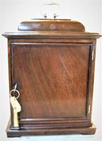 Outstanding 1952 English Westminster Chime Presentation Bracket Clock (7 of 9) Outstanding 1952 English Westminster Chime Presentation Bracket Clock (7 of 9)