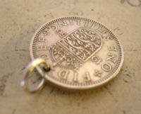 Vintage Pocket Watch Chain Fob 1956 Lucky Silver One Shilling Old 5d Coin Fob (5 of 7) Vintage Pocket Watch Chain Fob 1956 Lucky Silver One Shilling Old 5d Coin Fob (5 of 7)