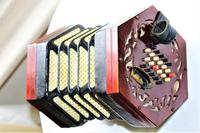 Lachenal Mahogany concertina in the original carrier case which is in very good condition (7 of 13) Lachenal Mahogany concertina in the original carrier case which is in very good condition (7 of 13)
