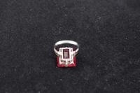 Gold mounted synthetic ruby ring (3 of 4) Gold mounted synthetic ruby ring (3 of 4)