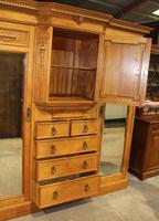 1900's Large Quality Oak Mirrored Compactum Wardrobe (3 of 6) 1900's Large Quality Oak Mirrored Compactum Wardrobe (3 of 6)