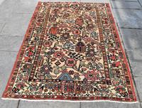 Old Baktiari Village Rug 200x140cm (2 of 6) Old Baktiari Village Rug 200x140cm (2 of 6)