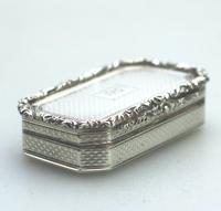 Good William IV Solid Silver Vinaigrette London 1832 (6 of 10) Good William IV Solid Silver Vinaigrette London 1832 (6 of 10)