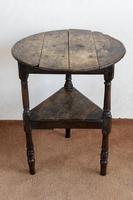 Late 17th or Early 18th Century Cricket Table in Unrestored Condition (2 of 7) Late 17th or Early 18th Century Cricket Table in Unrestored Condition (2 of 7)