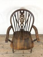 Set of Six 20th Century Wheelback Chairs including Two Carvers (9 of 20) Set of Six 20th Century Wheelback Chairs including Two Carvers (9 of 20)