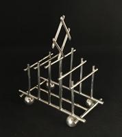 Christopher Dresser Style 5 Bar Silver Plated Toast Rack (2 of 5) Christopher Dresser Style 5 Bar Silver Plated Toast Rack (2 of 5)