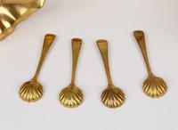 Boxed Set Four British Gilded Metal Floral Salts & Spoons Dated 1870 (17 of 20) Boxed Set Four British Gilded Metal Floral Salts & Spoons Dated 1870 (17 of 20)