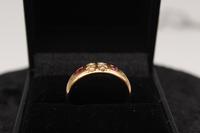18ct Gold, Ruby & Pearl Ring, size Q, weighing 4.2g (3 of 7) 18ct Gold, Ruby & Pearl Ring, size Q, weighing 4.2g (3 of 7)