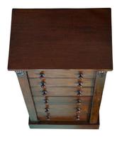 19th Century Mahogany Wellington Chest (5 of 6) 19th Century Mahogany Wellington Chest (5 of 6)