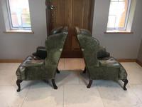 Stylish Pair of Large 18th Century Style Vintage Wing-back Armchairs (2 of 14) Stylish Pair of Large 18th Century Style Vintage Wing-back Armchairs (2 of 14)