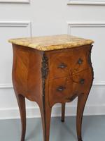 Beautiful Bombe shaped Bedside Cabinets c1930 (7 of 9) Beautiful Bombe shaped Bedside Cabinets c1930 (7 of 9)
