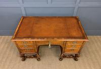 Burr Walnut Carolean Style Writing Desk (8 of 17) Burr Walnut Carolean Style Writing Desk (8 of 17)