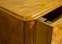A Victorian Birch Satinwood Chest of Drawers (5 of 7) A Victorian Birch Satinwood Chest of Drawers (5 of 7)