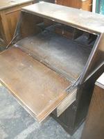 Carved Oak Linen-fold Bureau (3 of 3) Carved Oak Linen-fold Bureau (3 of 3)