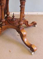 Antique Victorian Burr Walnut Oval Loo Dining Table. (10 of 11) Antique Victorian Burr Walnut Oval Loo Dining Table. (10 of 11)
