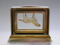 Early 20th Century Parcel Gilt Silver Table Vesta Case with Internal Cast Silver Spaniel by Goldsmiths & Silversmiths, London, 1912 (8 of 20) Early 20th Century Parcel Gilt Silver Table Vesta Case with Internal Cast Silver Spaniel by Goldsmiths & Silversmiths, London, 1912 (8 of 20)