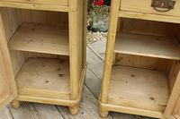 Quality Pair of Old Stripped Pine Bedside Cabinets (5 of 9) Quality Pair of Old Stripped Pine Bedside Cabinets (5 of 9)