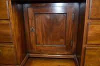 Quality Georgian Mahogany Kneehole Leather Top Desk (3 of 9) Quality Georgian Mahogany Kneehole Leather Top Desk (3 of 9)