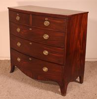 Bowfront Chest of Drawers Early 19 Century in Mahogany from England (4 of 11) Bowfront Chest of Drawers Early 19 Century in Mahogany from England (4 of 11)