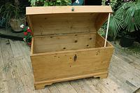 Wow! Big! Old Pine Domed Blanket Box / Chest / Trunk - We Deliver! (8 of 10) Wow! Big! Old Pine Domed Blanket Box / Chest / Trunk - We Deliver! (8 of 10)