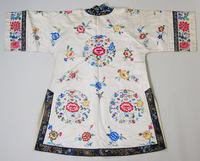 Antique Chinese Silk Embroidered Robe (6 of 9) Antique Chinese Silk Embroidered Robe (6 of 9)