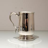 Early 20th Century Modern George V Sterling Silver Pint Mug Birmingham 1934 Elkington & Co (4 of 7) Early 20th Century Modern George V Sterling Silver Pint Mug Birmingham 1934 Elkington & Co (4 of 7)
