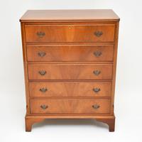 Antique Georgian Style Walnut Chest of Drawers (6 of 8) Antique Georgian Style Walnut Chest of Drawers (6 of 8)