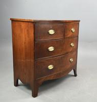 Small Georgian Mahogany Bow Front Chest of Drawers (3 of 4) Small Georgian Mahogany Bow Front Chest of Drawers (3 of 4)