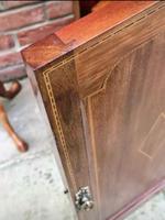 Edwardian Mahogany Wood Inlaid Bedside Cabinet (7 of 7) Edwardian Mahogany Wood Inlaid Bedside Cabinet (7 of 7)