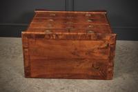 Queen Anne Walnut Chest of Drawers C.1710 (5 of 12) Queen Anne Walnut Chest of Drawers C.1710 (5 of 12)