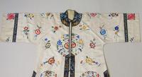 Antique Chinese Silk Embroidered Robe (5 of 9) Antique Chinese Silk Embroidered Robe (5 of 9)