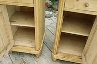 Exceptional Quality Pair of Old Stripped Pine Bedside Cabinets (4 of 9) Exceptional Quality Pair of Old Stripped Pine Bedside Cabinets (4 of 9)