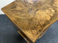 Burr Walnut Serpentine Chest (5 of 9) Burr Walnut Serpentine Chest (5 of 9)