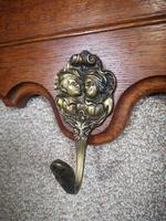 Carved Oak Continental Hanging Rack (9 of 10) Carved Oak Continental Hanging Rack (9 of 10)
