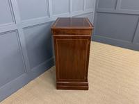 Howard & Sons Inlaid Mahogany Cabinet (11 of 14) Howard & Sons Inlaid Mahogany Cabinet (11 of 14)