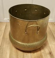 Large French Arts and Crafts Beaten Brass Log Bin (3 of 5) Large French Arts and Crafts Beaten Brass Log Bin (3 of 5)