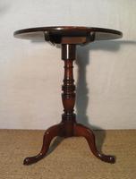 English Georgian Figured Mahogany Tilt Top Tripod Table (4 of 7) English Georgian Figured Mahogany Tilt Top Tripod Table (4 of 7)