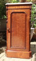 Victorian 1850s Mahogany Bedside Cupboard (5 of 9) Victorian 1850s Mahogany Bedside Cupboard (5 of 9)