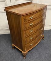 Burr Walnut Bow Front Chest (2 of 12) Burr Walnut Bow Front Chest (2 of 12)