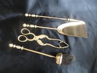 Small Fireside Companion Set Made of Solid Brass (4 of 6) Small Fireside Companion Set Made of Solid Brass (4 of 6)