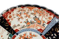 Mid 19th Century Imari Charger with Lobe Edge Decoration (4 of 4) Mid 19th Century Imari Charger with Lobe Edge Decoration (4 of 4)