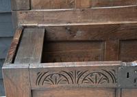 Handsome 17th Century Small Proportioned Oak Coffer c.1680 (8 of 13) Handsome 17th Century Small Proportioned Oak Coffer c.1680 (8 of 13)
