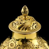 Antique Georgian Solid Silver Gilt Tea Caddy / Sugar Caster, Baronet Coat of Arms (heathcote) - Samuel Taylor 1753 (16 of 27) Antique Georgian Solid Silver Gilt Tea Caddy / Sugar Caster, Baronet Coat of Arms (heathcote) - Samuel Taylor 1753 (16 of 27)